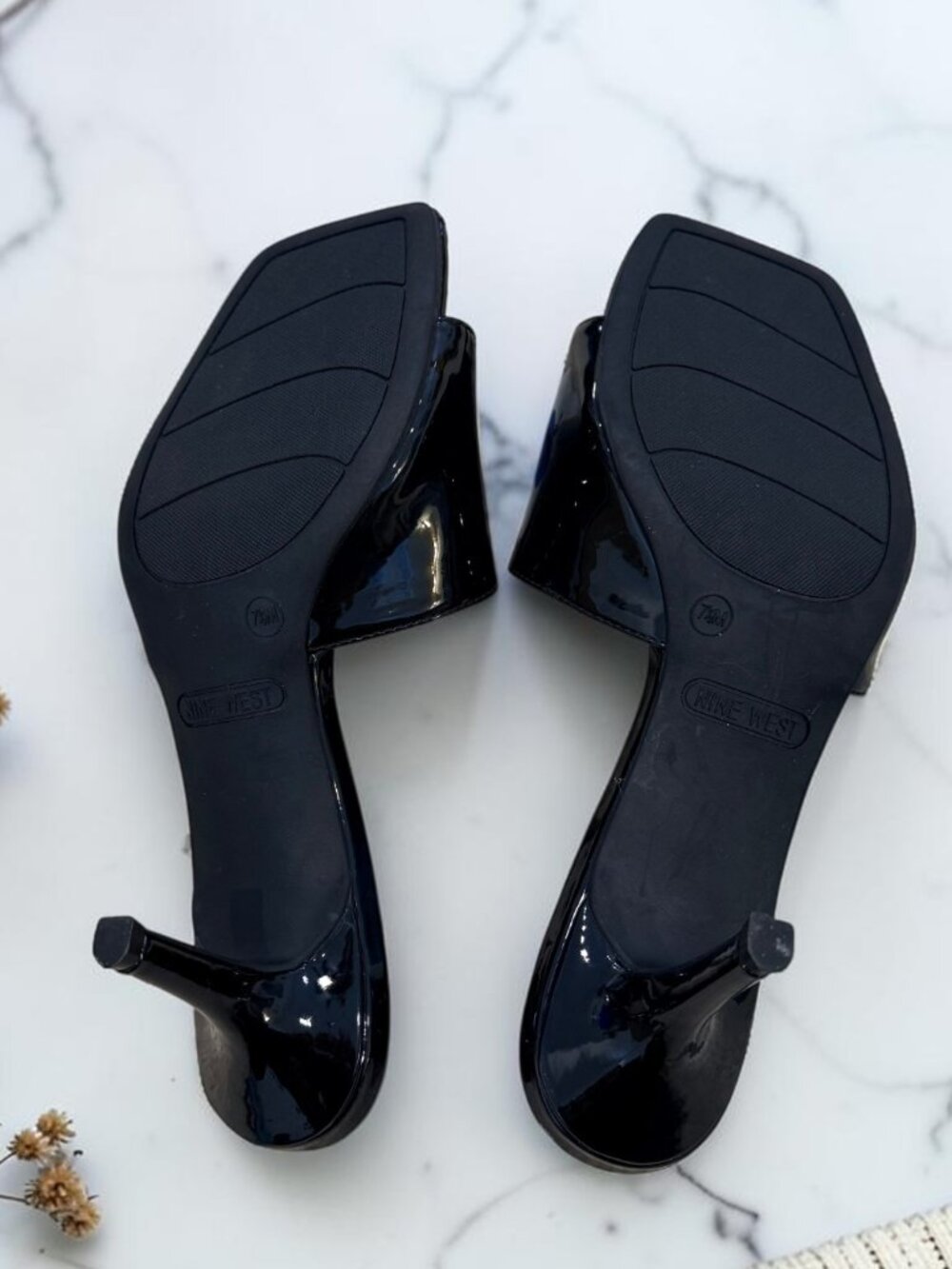 Nine West NWT WNDATIE Square Toe Black Patent Kitten Heel Mules Women's Size 7.5 - Picture 8 of 10